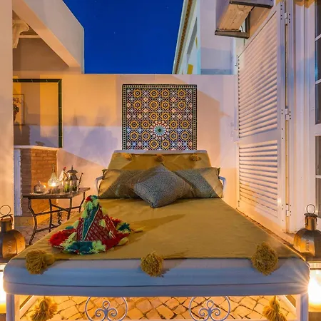 Sun Fuer 10 Personen By Interhome Ferienhaus Gale (Albufeira)