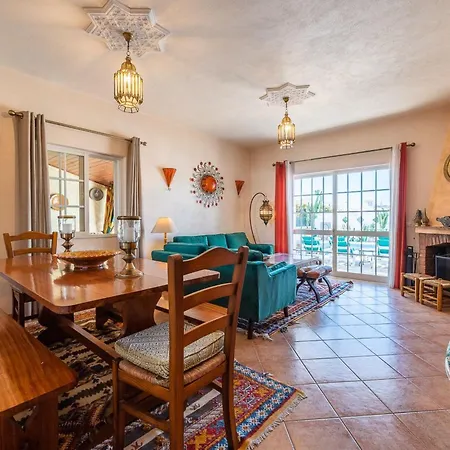 Ferienhaus Sun Fuer 10 Personen By Interhome Gale (Albufeira)